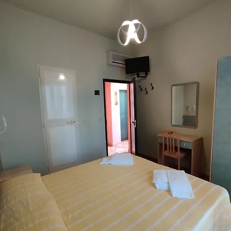 Anita Guest house *